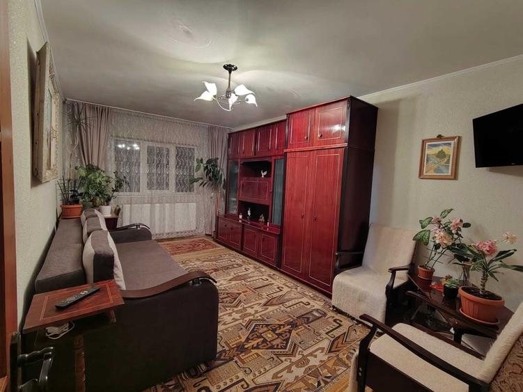 Apartament cu 2 camere decomandat în Burdujeni