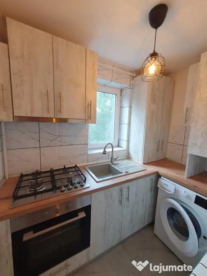 Apartament cu 2 camere semidecomandat în Central