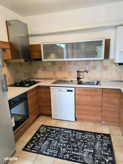 Apartament cu 3 camere, mobilat în Străulești