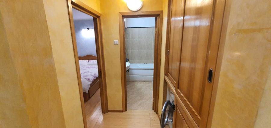 Apartament cu 3 camere decomandat în Paltin