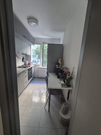 Apartament cu 2 camere decomandat în Doamna Ghica