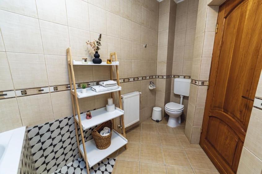 Apartament cu 3 camere decomandat, mobilat în Prelungirea Ghencea