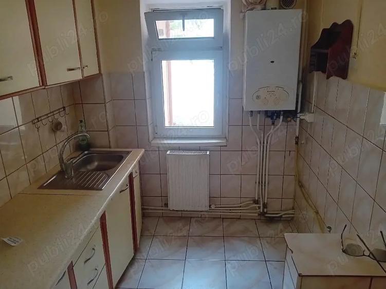 Apartament cu 2 camere semidecomandat în Mărăței