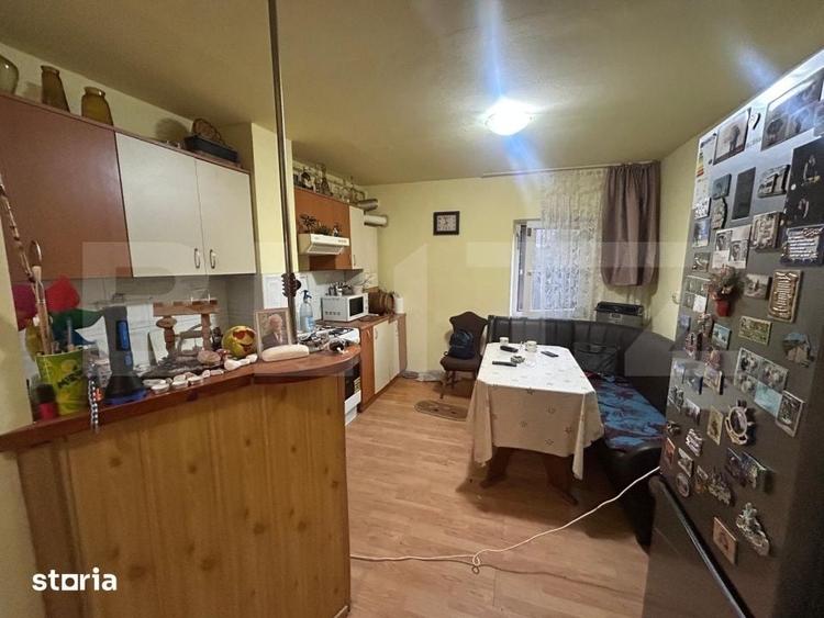 Apartament cu 3 camere decomandat în Micro 11