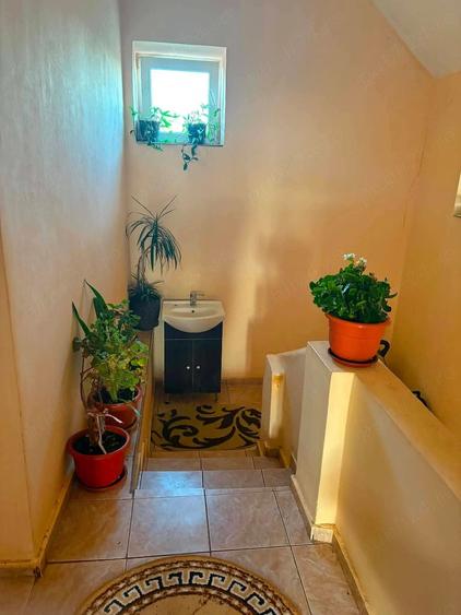 Casă cu 4 camere cu Teren 600 Mp în Băneasa