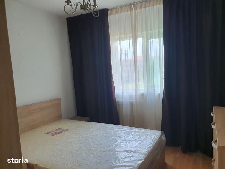 Apartament cu 3 camere decomandat în 9 Mai