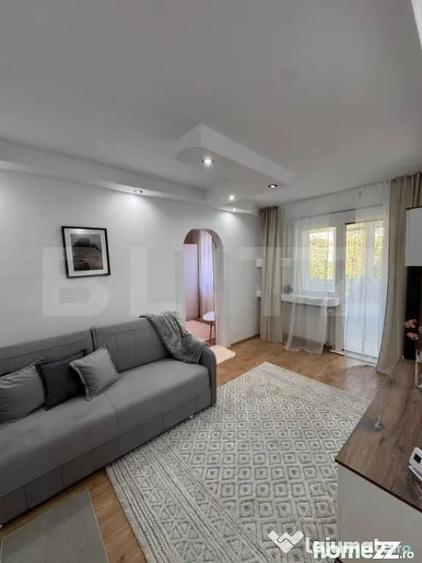 Apartament 2 camere, de vanzare, zona George Enescu - 2