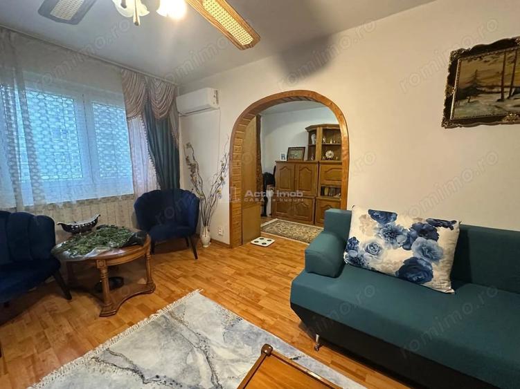 Apartament cu 2 camere decomandat în Central