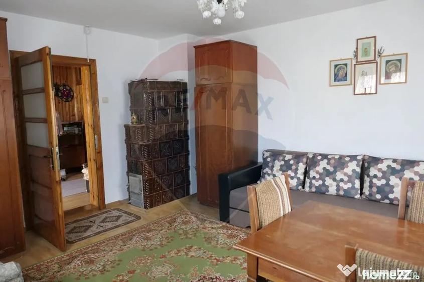 Casă cu 3 camere cu Teren 861 Mp în Central