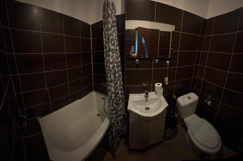 Apartament cu 2 camere semidecomandat în Ultracentral