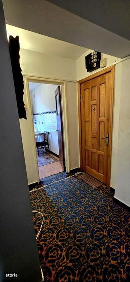 Apartament cu 3 camere decomandat în Micro 5