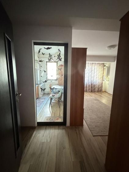 Garsonieră decomandată în Exterior Vest
