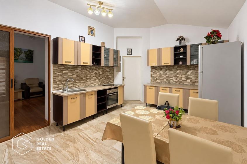 Casă individuală cu 6 camere cu Canalizare în Ultracentral