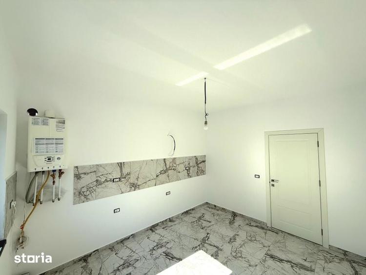 Casă cu 4 camere decomandat cu Teren 600 Mp în Rediu