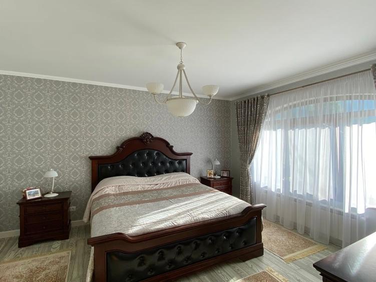 Casă individuală cu 4 camere cu Teren 2100 Mp în Lepșa