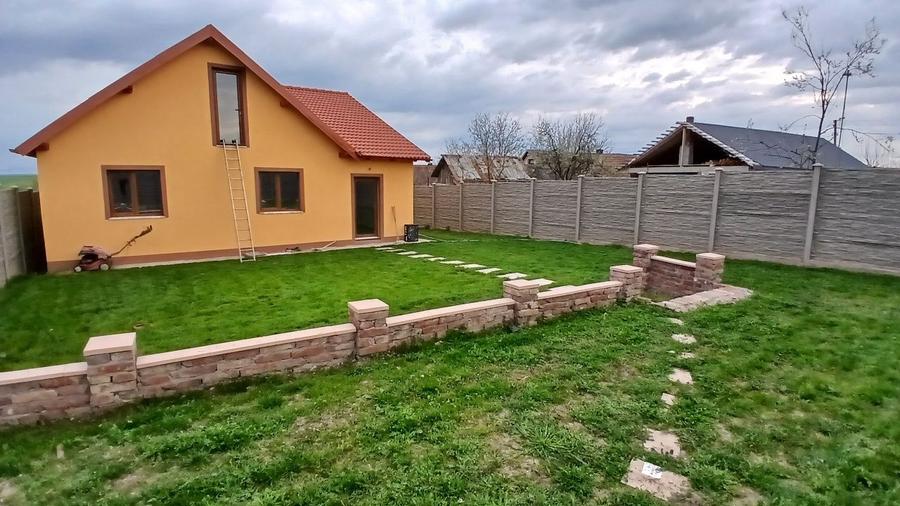 Casă cu 3 camere cu Teren 750 Mp în Vinga
