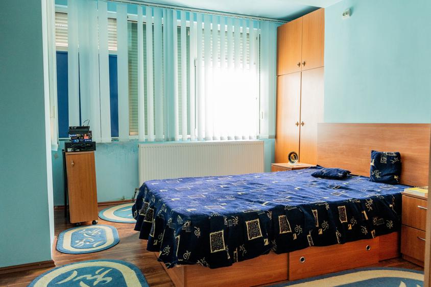 Apartament cu 2 camere decomandat în Kamsas