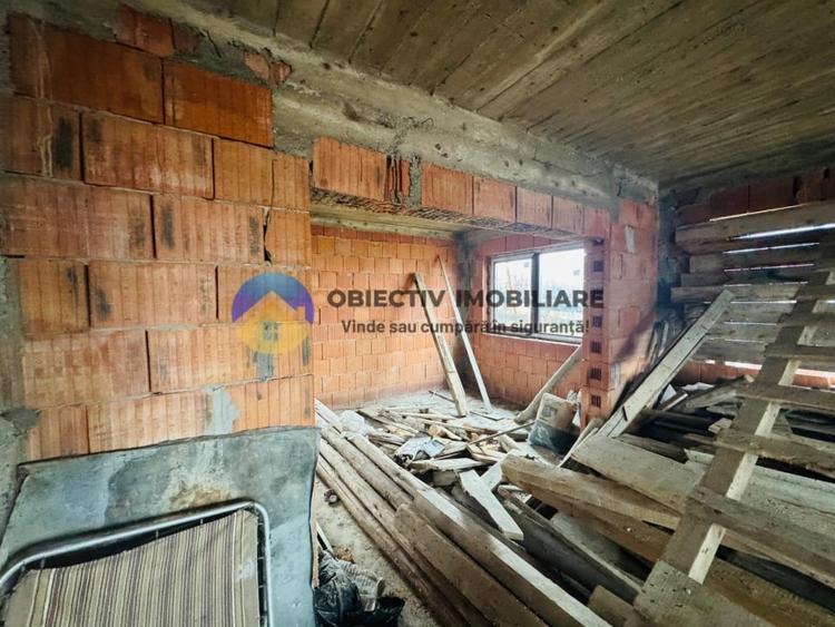 Vila la rosu  + teren 500 mp de vânzare – Zona Fermelor - 18