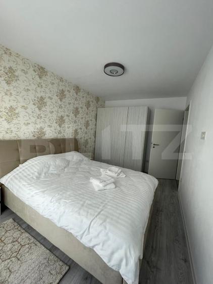 Apartament cu 2 camere decomandat, mobilat în Tractorul