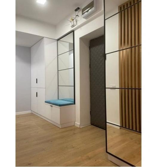 Apartament cu 3 camere nedecomandat în Mihai Bravu