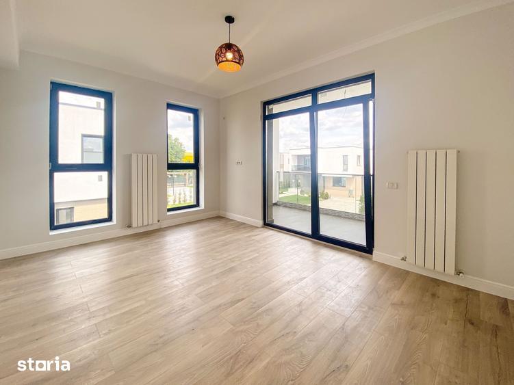 Casă cu 5 camere cu Teren 610 Mp în Moara Vlăsiei