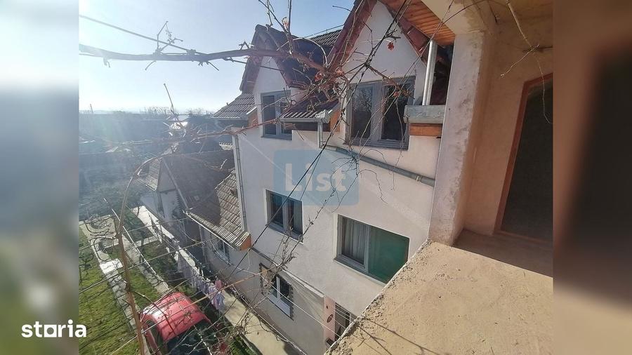 Casă cu Teren 719 Mp în Central