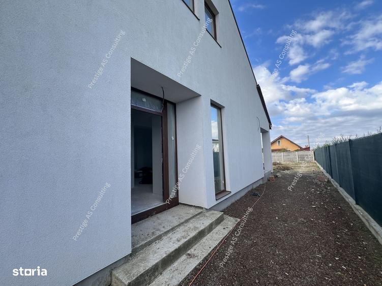 Casă cu 4 camere în Sud