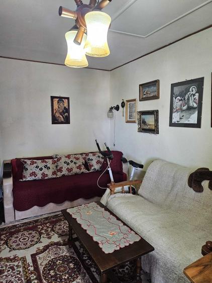 Apartament cu 4 camere decomandat, mobilat în Ultracentral