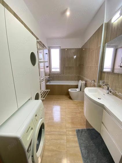 Apartament cu 3 camere decomandat în Intim