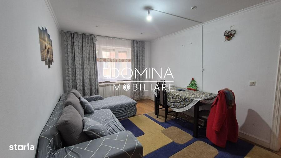 Apartament cu 3 camere semidecomandat, mobilat în Central