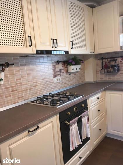 Apartament cu 4 camere decomandat, mobilat în Rahova