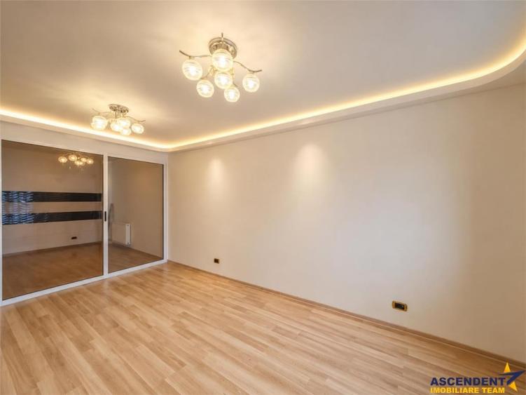 Compozitie generoasa, loc parcare, boxa, Isaran Residence, T - 6