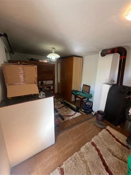 Casă cu 2 camere cu Teren 220 Mp în Schela