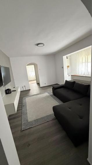 Apartament cu 2 camere semidecomandat în Exterior Vest