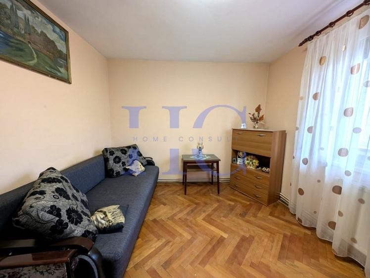 Apartament cu 2 camere semidecomandat, mobilat în Mihai Viteazul