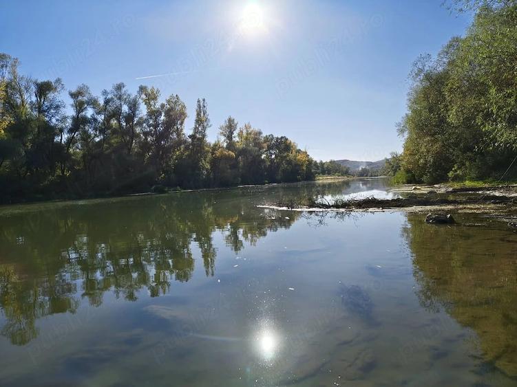 Casă cu Teren 950 Mp în Turbuța