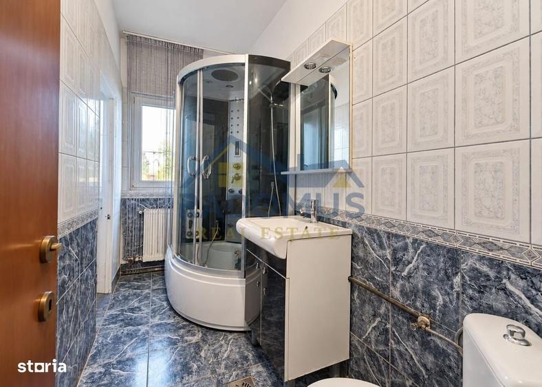 Casă cu 4 camere în Fundeni