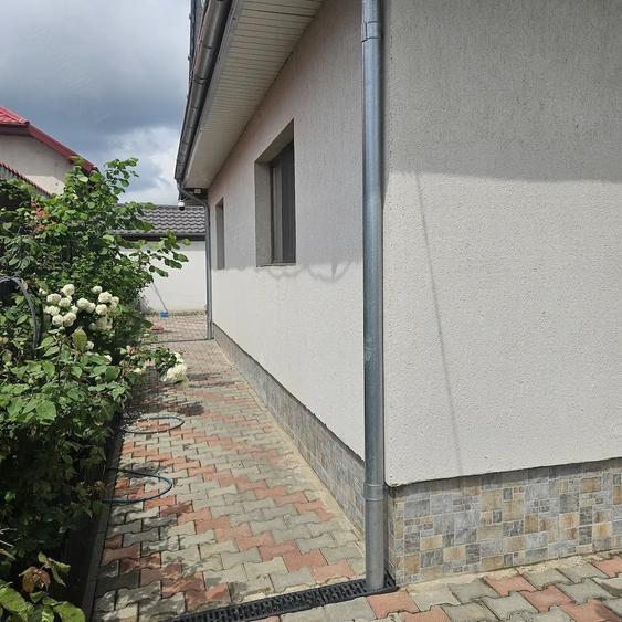 Casă cu Teren 300 Mp în Central
