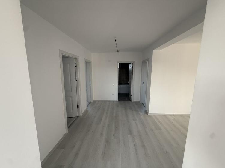 Casă cu 4 camere în Valu lui Traian