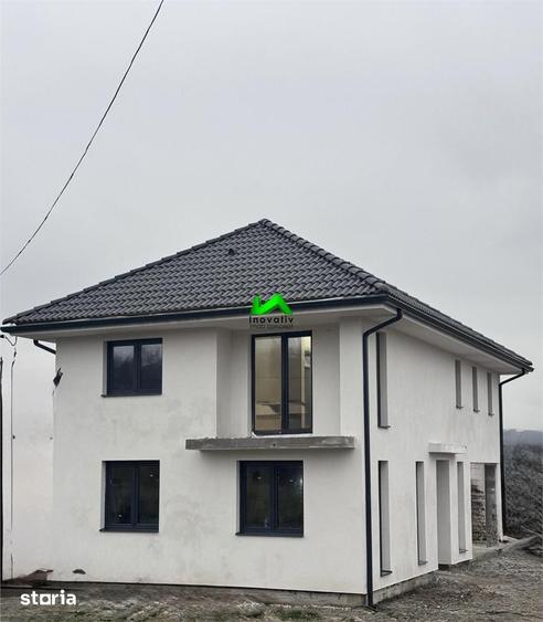 Casă cu 4 camere cu Teren 400 Mp în Șelimbăr