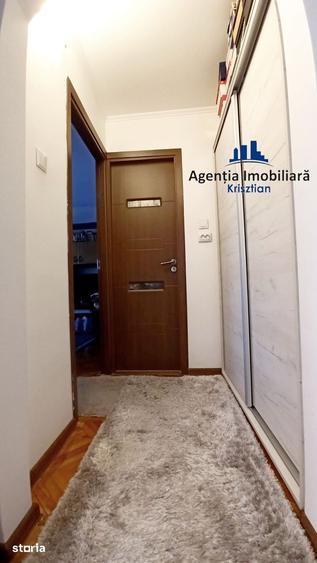 Apartament cu 2 camere semidecomandat în Burdea