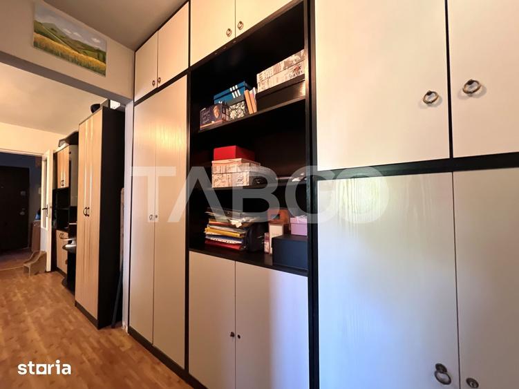 Apartament cu 3 camere semidecomandat în Mănăștur