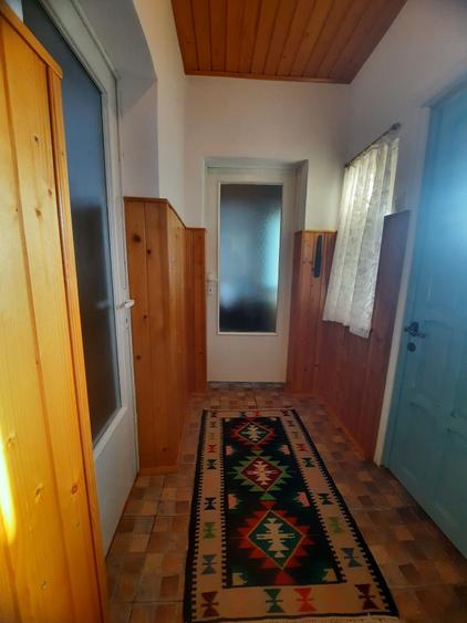 Casă cu 2 camere în Central
