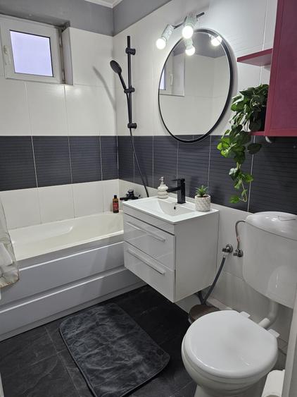 Apartament cu 2 camere semidecomandat în Ultracentral