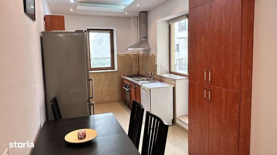 Apartament cu 3 camere în Nordului