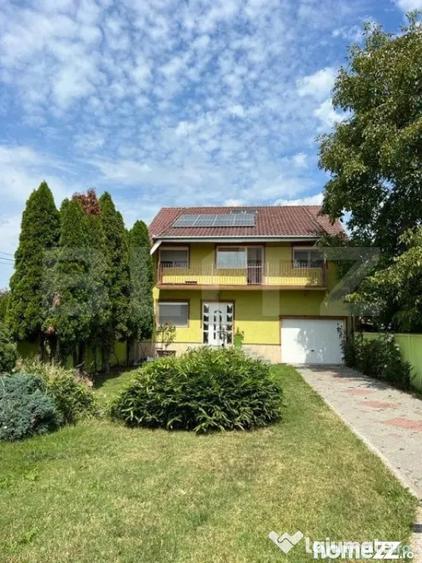 Casă cu 2 camere cu Teren 2000 Mp în Central
