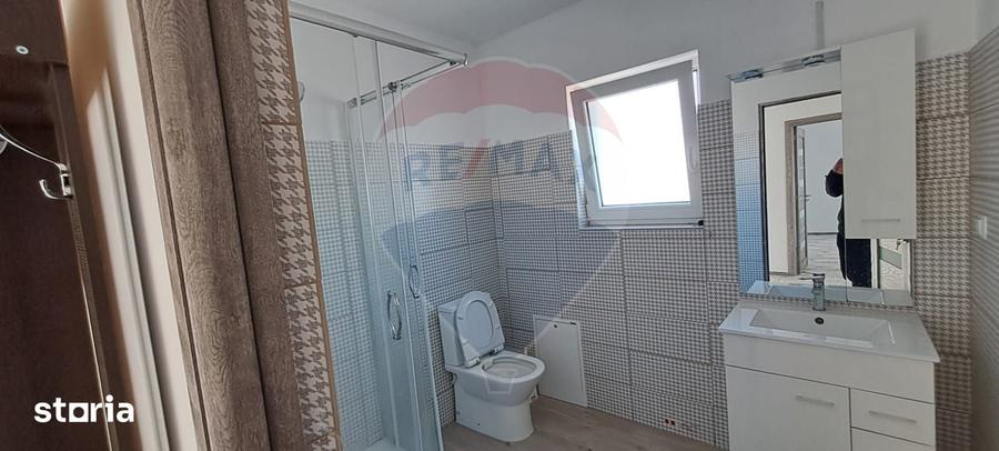 Casă cu 3 camere cu Teren 200 Mp în Grigorescu