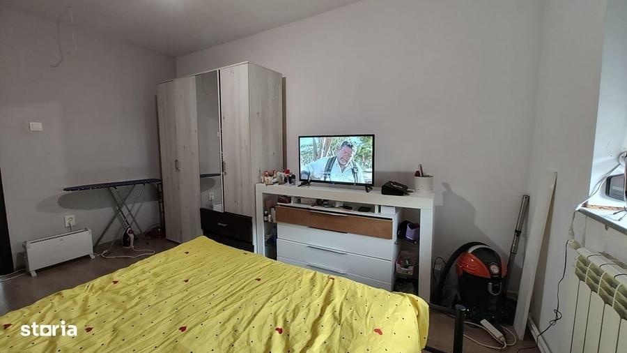Casă cu 2 camere cu Teren 667 Mp în Central