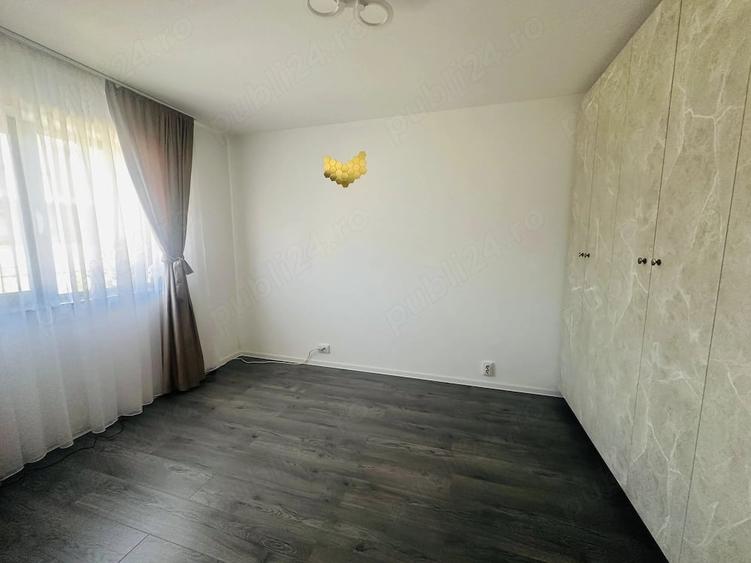 Casă cu Teren 250 Mp în Sânmihaiu Român