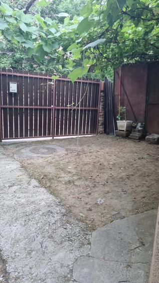 Casă cu 2 camere cu Teren 119 Mp în Foișorul de Foc